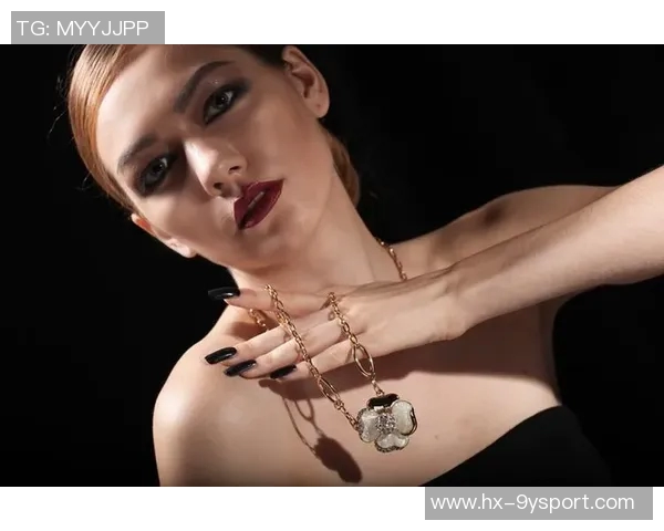 少林足球灵感之作樱花玛瑙吊坠展现独特魅力与文化传承 少林足球灵感之作樱花玛瑙吊坠展现独特魅力与文化传承